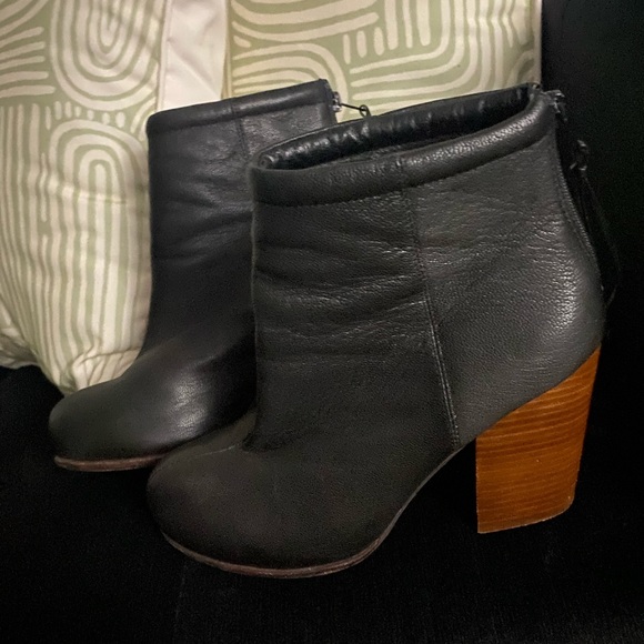 Jeffrey Campbell size 39 Havana Last Black Leather - Picture 1 of 2